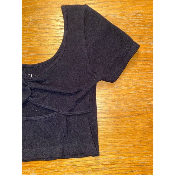 Seamless Seriously Soft Aeropostale Black Crop Top S - Picture 3 of 5